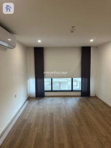 Modern Office in Phoenix Tower Resim 8