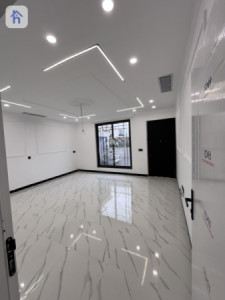 Opposite Garden image 4