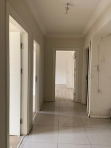 Spacious 3 BR Apartment in MRF 4 Towers Resim 6