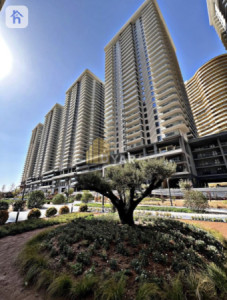 Modern 1 Bedroom Apartment for Sale image 11