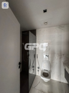 Modern Erbil Apartment with Stunning Views Image 11