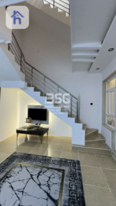 House with 3 Bedrooms image 2