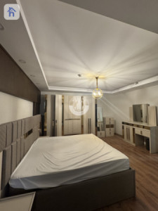 Modern Apartment with 4 Bedrooms Resim 8