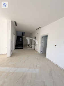 منزل مقابل الحديقة صورة 6