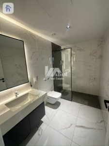 Spacious 3 Bedroom Apartment with Prime Location image 13