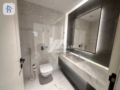 Bright and Airy 2-Bedroom Apartment image 7