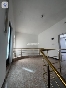 Spacious House with Multiple Rooms image 11