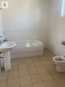 Spacious 4 Bedroom House in English Village Image 3