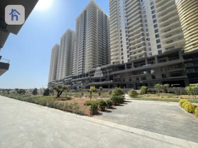 Spacious 3-Bedroom Apartment in Rami Towers image 1