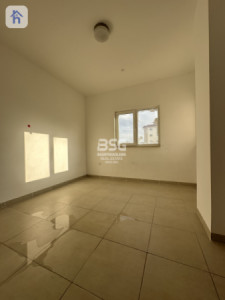 Charming 3BR Apartment for Sale Image 10