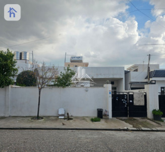 One Floor House — 1
