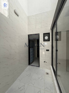 Spacious House with Multiple Rooms Image 5