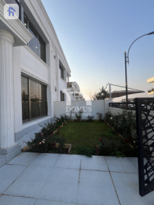 Modern 5-Bedroom Residence in Aram city image 2