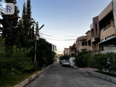 خانوو بەرامبەر باخچە image 2