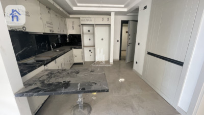 Modern Apartment in Rami Towers image 2