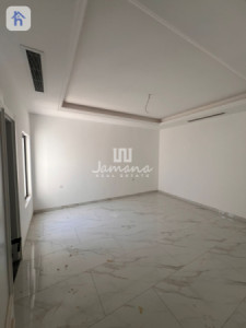 Spacious House with Modern Design Image 14