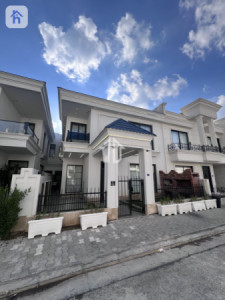 Modern House in Hiwa City image 2