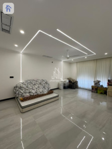 منزل رائع صورة 16