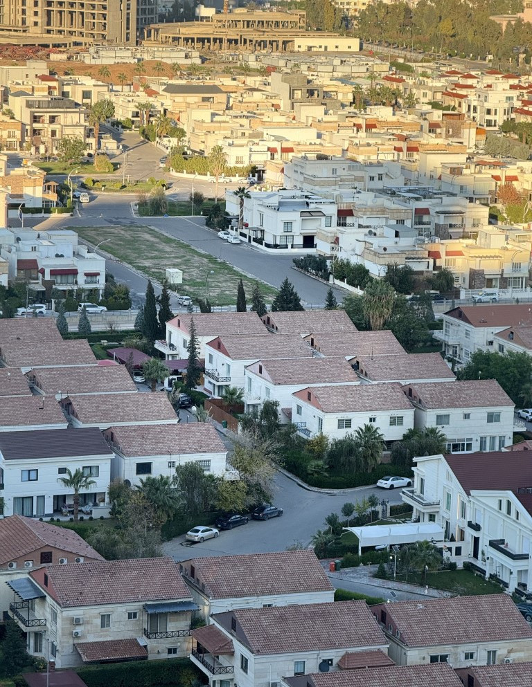 خانوو بۆ فرۆشتن وێنە 2
