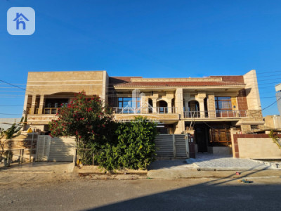 Modern 4 Bedroom House image 1