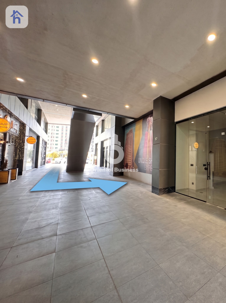 Spacious commercial property in Empire Diamond Image 3