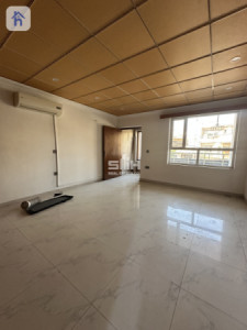 Spacious Commercial Property in Bakhtyari image 4