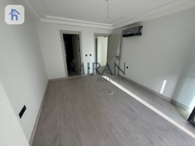 شوقەیەکی ئارام و یەک ژووری نوستن، نهۆمی 22 وێنە 3