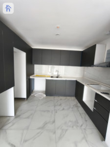 Modern Apartment in Prime Location image 1