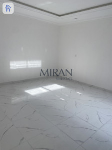 Spacious House in Erbil, 4 Bedrooms Image 6