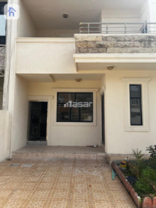 Spacious House with Multiple Rooms image 4