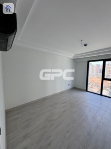 Spacious Apartment in Rami Towers image 7