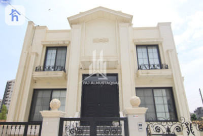 Luxury House image 2