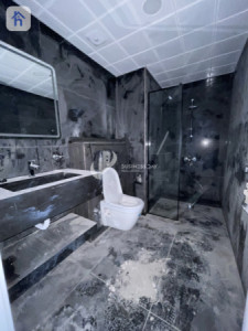 Modern Studio Apartment in Queen Tower image 5