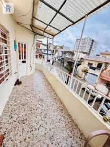 Three Floor House Image 13