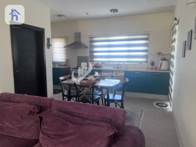 Bright 3 Bedrooms Apartment with great layout Image 3