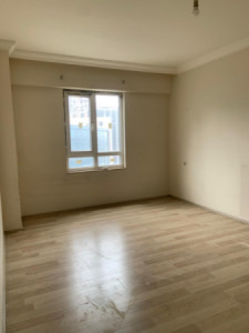 Spacious 3 BR Apartment in MRF 4 Towers Resim 7