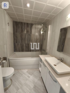 Cozy 1 Bedroom Apartment in Empire Wings image 4