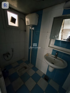One Floor House image 8