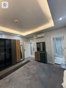 Modern Apartment image 6
