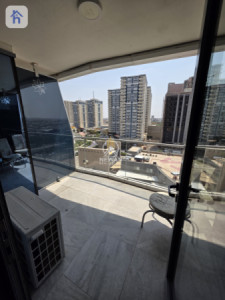 Modern Studio Apartment Image 4