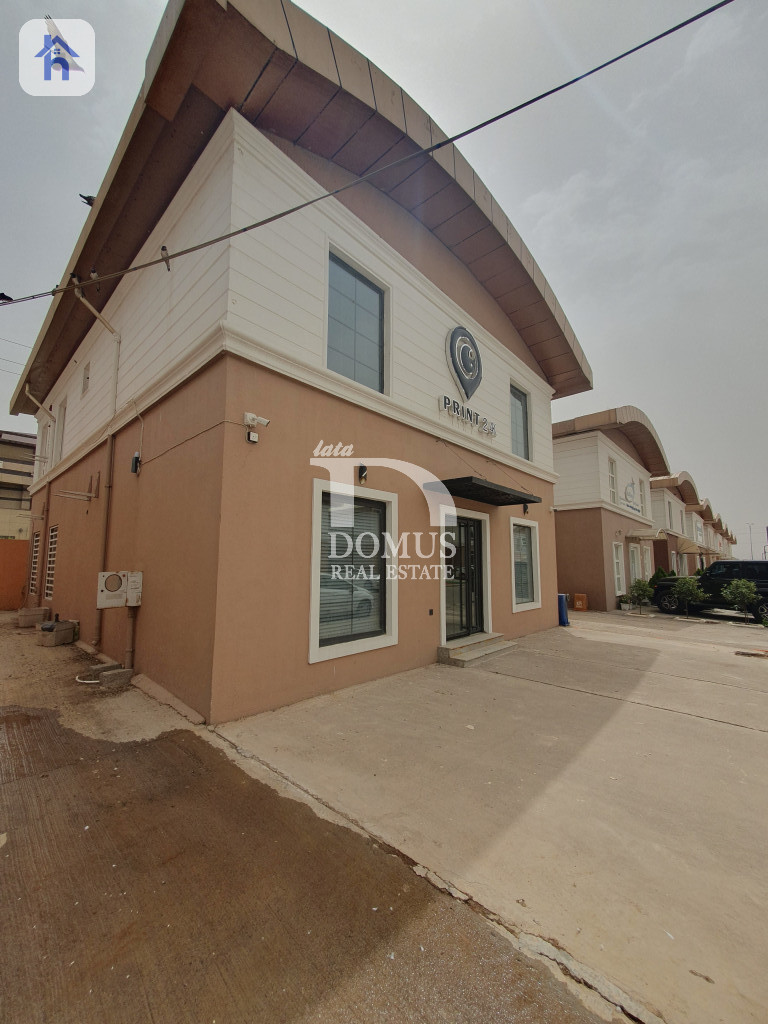 Commercial House in Italian Village 1