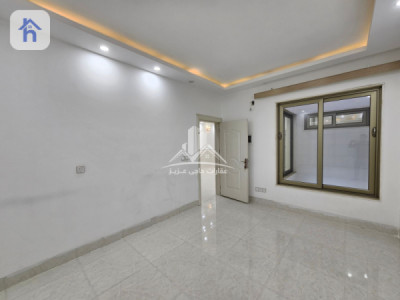 Spacious House with 4 Bedrooms Resim 15