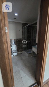 Modern Apartment Image 9