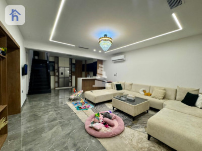 منزل مؤثث واسع للبيع صورة 6