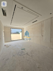 Modern house with 4 bedrooms Image 6
