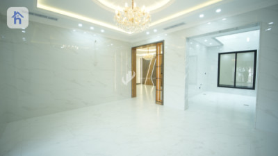 Spacious House in Erbil with 4 Bedrooms image 2