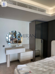 شقة استوديو عصرية مع إطلالات خلابة صورة 3