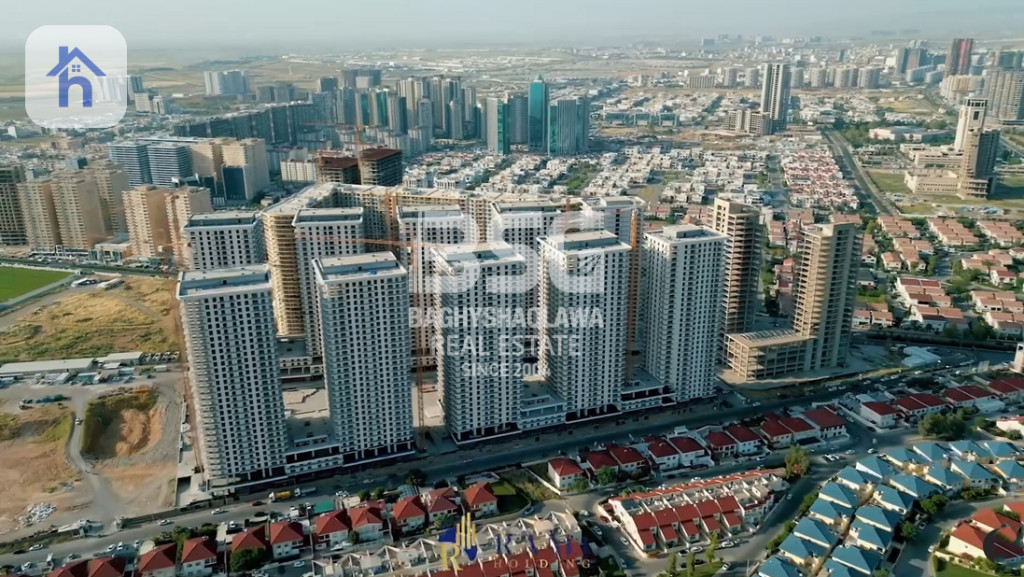 Contemporary Apartment in Rami Towers