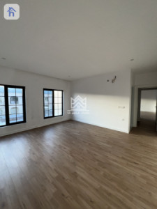Spacious house in Spanish Village 2 image 12