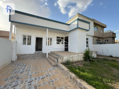 One Floor House image 2